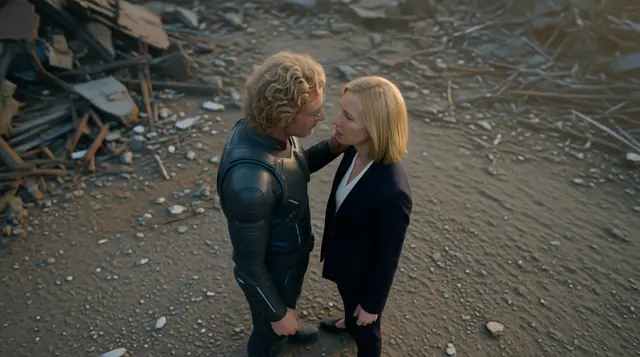 Ángulo mejorado generado desde la misma imagen fuente.